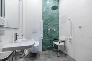 Campofelice_B6 Behindertengerechtes Badezimmer 4