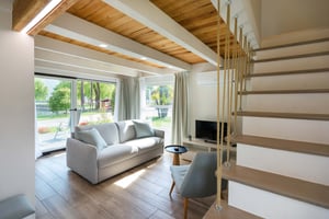 Campofelice-Camping-Village_Chalet-al-porto_interior-1
