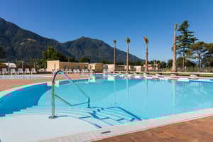 Schwimmbad und Wellness_Multifunktionsbad
